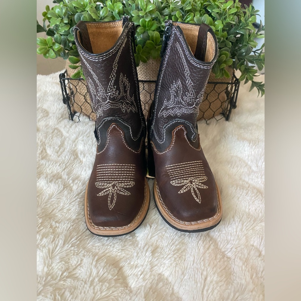 Carreta Dark‎ Brown Kids Cowboy Boots with Embroidery